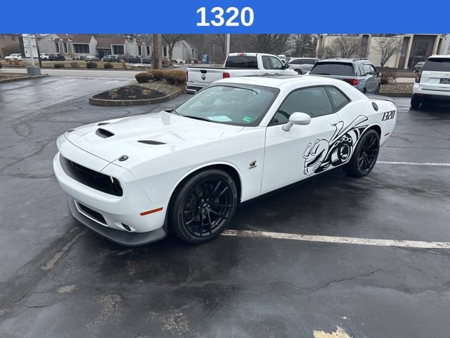 Used 2023 Dodge Challenger R/T Scat Pack RWD image 1