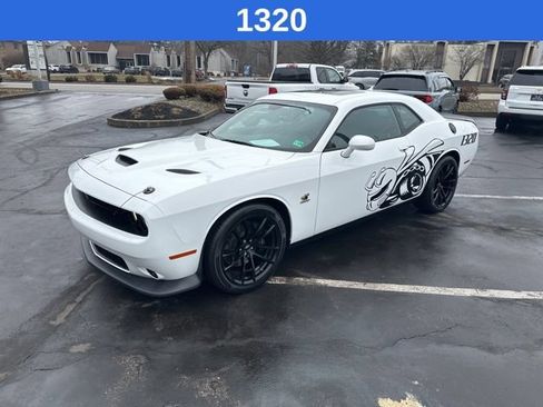 Used 2023 Dodge Challenger R/T Scat Pack RWD image 1