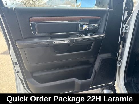 Used 2017 RAM 3500 Laramie image 12