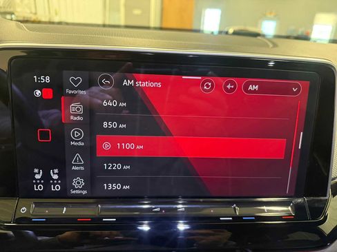 Certified 2024 Volkswagen Atlas Cross Sport SEL Premium R-Line image 32