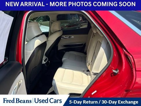 Used 2023 Genesis GV70 2.5T AWD/4WD image 9