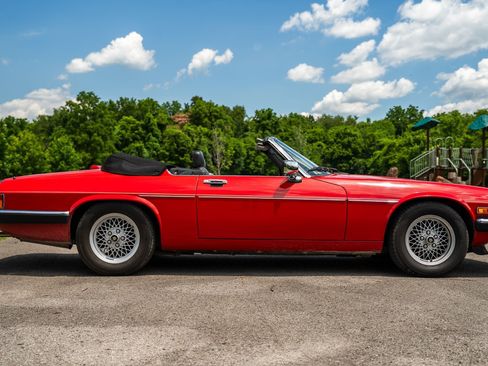 Used 1990 Jaguar XJS V12 Convertible RWD image 21