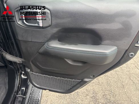 Used 2024 Jeep Wrangler High Altitude image 26