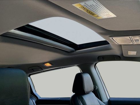 Used 2023 Honda Odyssey EX-L image 20