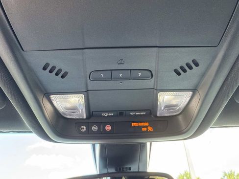 Used 2025 Chevrolet Blazer RS w/ Enhanced Convenience Package image 48