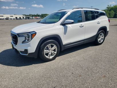 Used 2023 GMC Terrain SLE w/ Driver Convenience Package