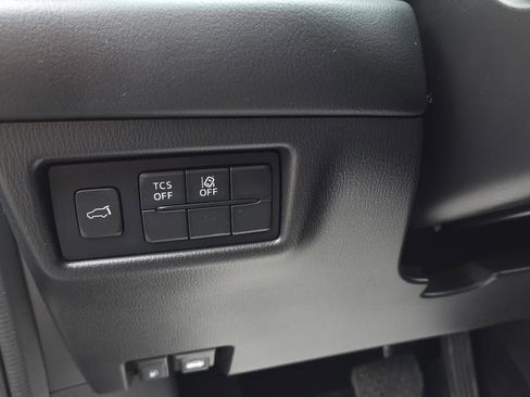 Used 2019 MAZDA CX-5 Touring image 18