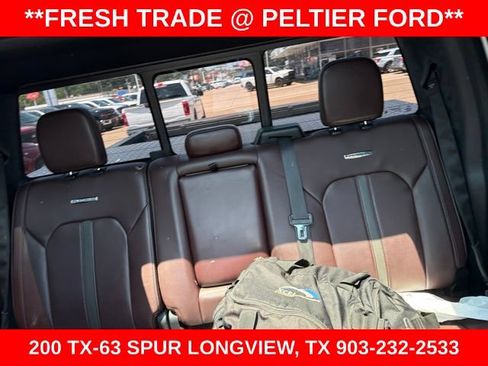 Used 2017 Ford F150 Platinum w/ Equipment Group 701A Luxury AWD/4WD image 16