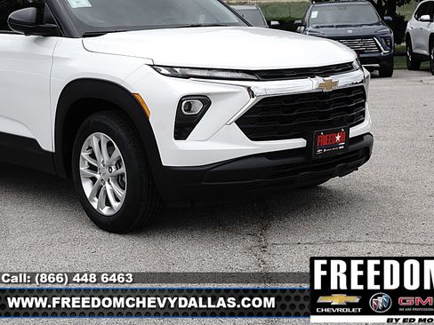 New 2026 Chevrolet TrailBlazer LS w/ LS Convenience Package FWD image 38