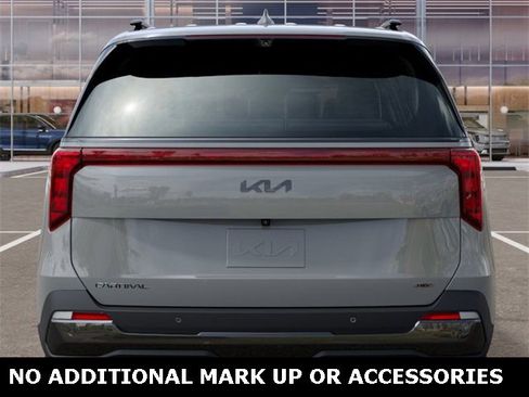New 2026 Kia Carnival SX w/ SX Dark Edition Package image 13