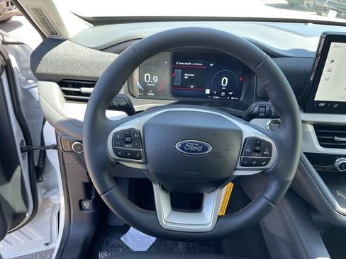New 2026 Ford Explorer Active w/ Active Comfort Package AWD/4WD image 23