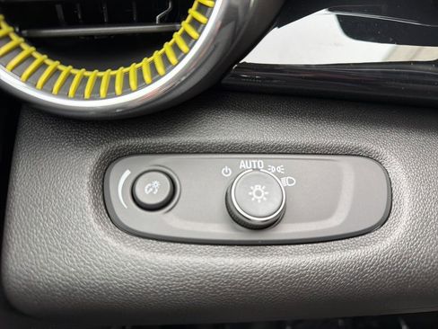 New 2026 Chevrolet Trax ACTIV w/ Driver Confidence Package image 18