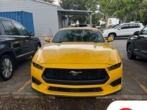 Used 2024 Ford Mustang Coupe RWD image 5