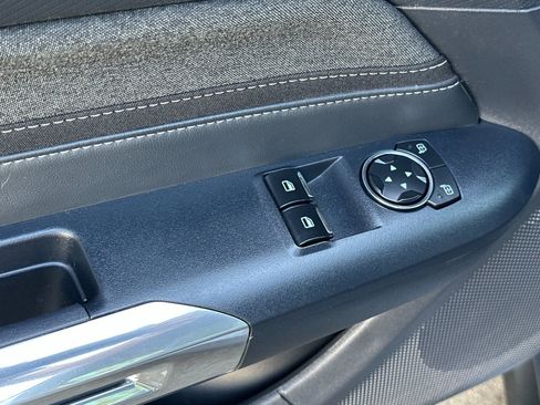 Used 2024 Ford Mustang Coupe RWD image 13