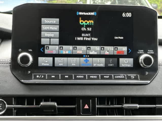Used 2024 Mitsubishi Outlander SE AWD/4WD image 11