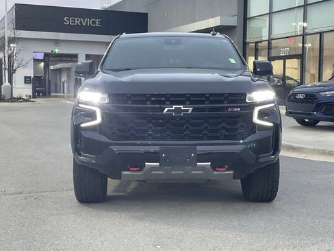 Used 2023 Chevrolet Suburban Z71 w/ Luxury Package image 2