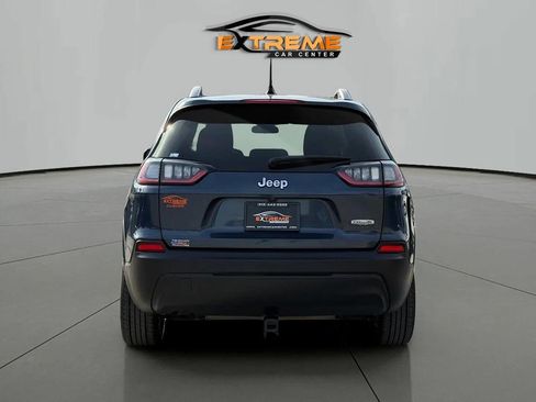 Used 2020 Jeep Cherokee Latitude FWD image 5