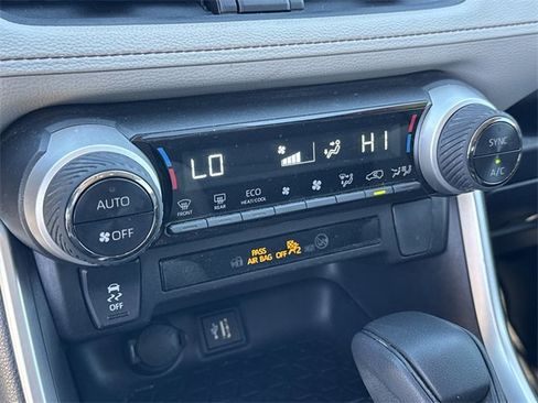 Used 2023 Toyota RAV4 XLE image 31