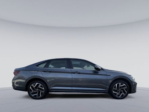 Used 2023 Volkswagen Jetta SEL image 34