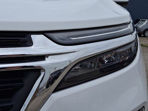 Used 2024 Chevrolet Equinox LT image 9