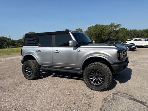 Used 2021 Ford Bronco Outer Banks AWD/4WD image 4