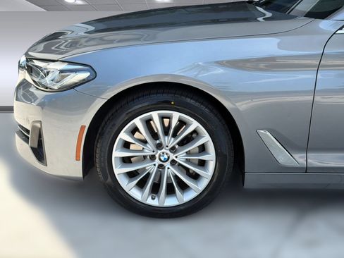 Used 2023 BMW 530i w/ Convenience Package RWD image 12