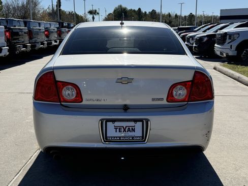 Used 2011 Chevrolet Malibu LT image 6