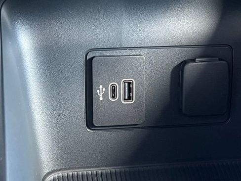 New 2026 Ford Explorer ST-Line image 31