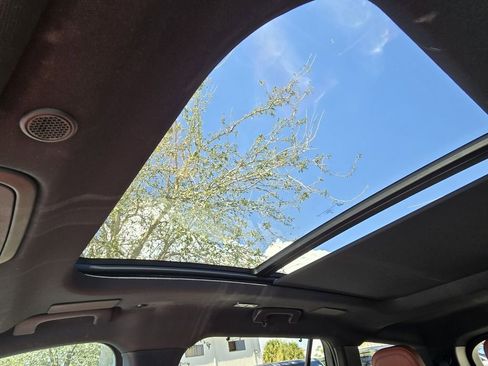 Used 2025 Lincoln Aviator Reserve w/ Luxury Package image 15