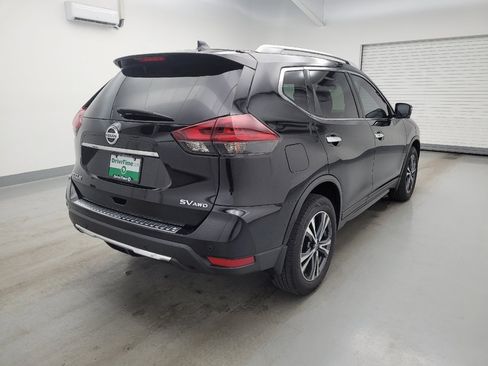 Used 2019 Nissan Rogue SV w/ Premium Package AWD/4WD image 9