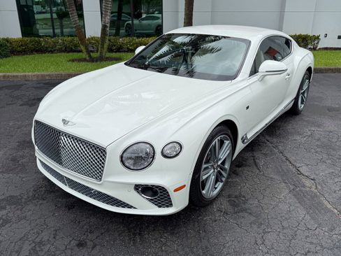 Used 2020 Bentley Continental GT First Edition image 9