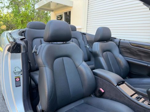 Used 2000 Mercedes-Benz CLK 320 Cabriolet image 26