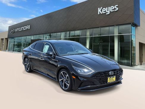 Used 2022 Hyundai Sonata SEL Plus w/ Cargo Package FWD image 3