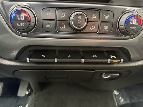 Used 2014 Chevrolet Silverado 1500 LT w/ LT Convenience Package image 16