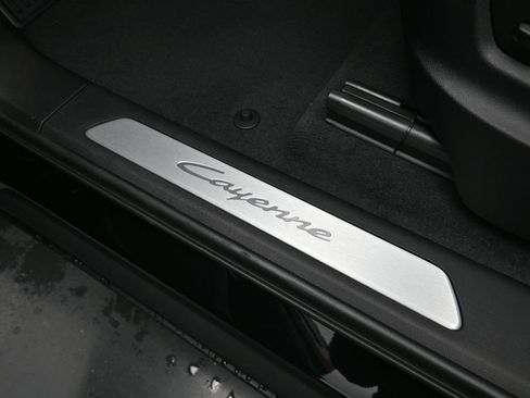 New 2026 Porsche Cayenne E-Hybrid image 14