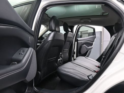 Certified 2023 Ford Mustang Mach-E Premium RWD image 8
