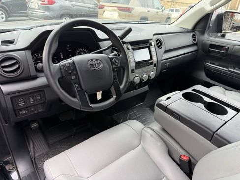 Used 2019 Toyota Tundra SR image 11