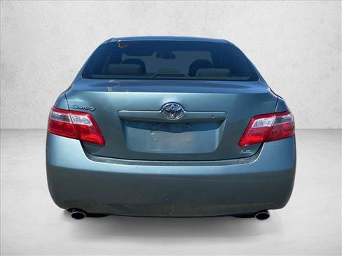 Used 2009 Toyota Camry LE FWD image 6