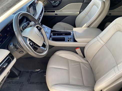 Certified 2023 Lincoln Aviator Reserve w/ Equipment Group 201A image 22