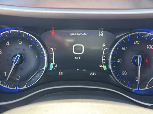 New 2026 Chrysler Pacifica Select image 17