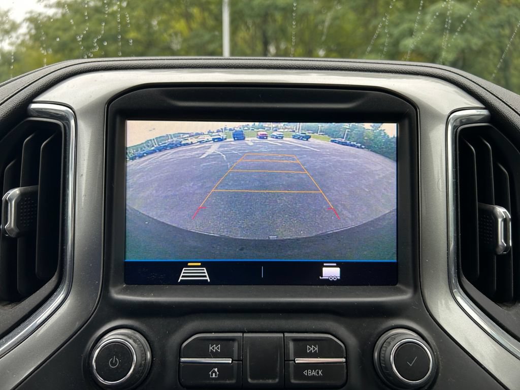 Used 2021 Chevrolet Silverado 1500 RST AWD/4WD image 18