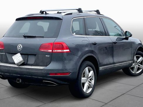 Used 2014 Volkswagen Touareg TDI image 13