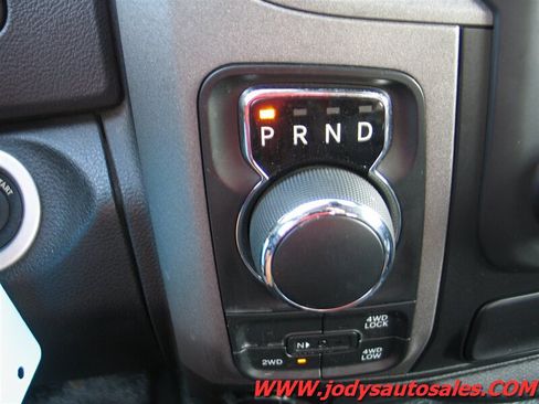 Used 2017 RAM 1500 Tradesman w/ Cold Weather Group AWD/4WD image 15