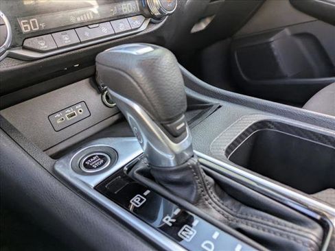 Used 2021 Nissan Sentra SV image 12