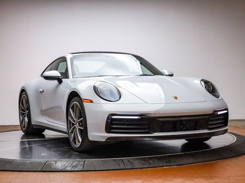 Used 2024 Porsche 911 Carrera S image 28
