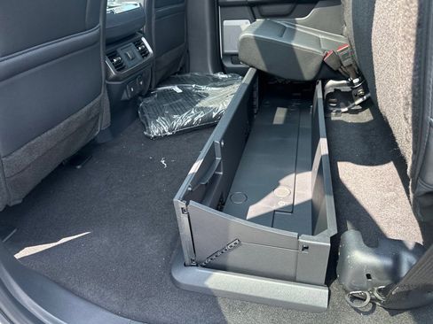 New 2025 Ford F150 Lariat w/ Equipment Group 501A Mid image 45