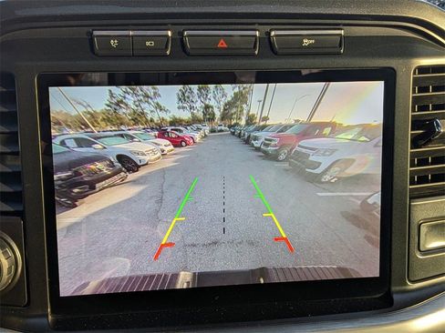 Used 2021 Ford F150 Lariat w/ Equipment Group 502A High image 22