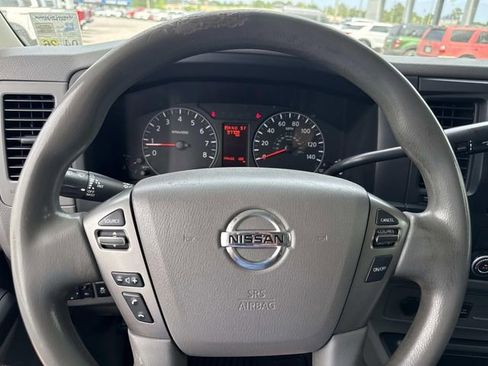 Used 2018 Nissan NV 2500 SV RWD image 28
