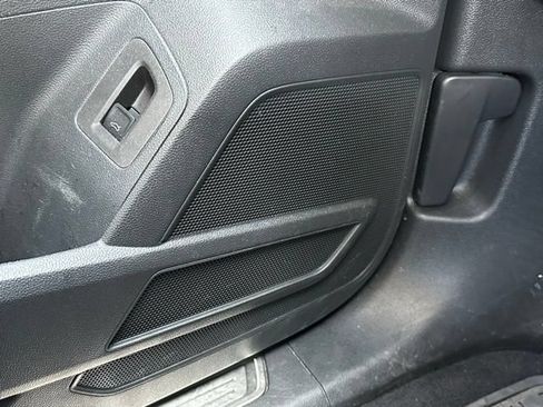 Used 2023 Volkswagen Atlas Cross Sport SE AWD/4WD image 17
