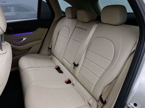 Used 2022 Mercedes-Benz GLC 300 image 13